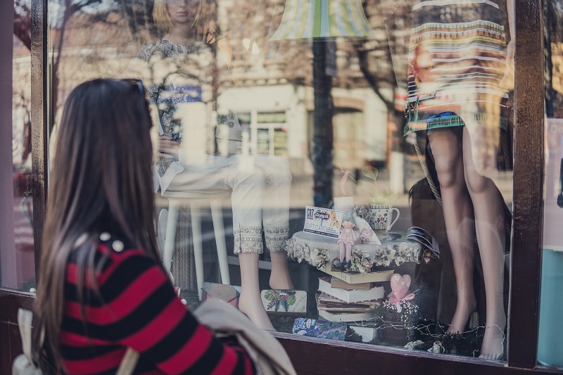 what to buy during a vintage shopping tour