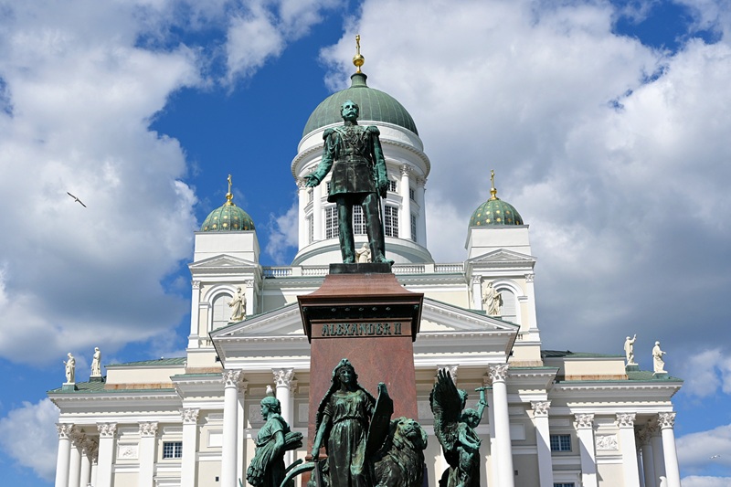 Berlin to Helsinki flights and travel insights