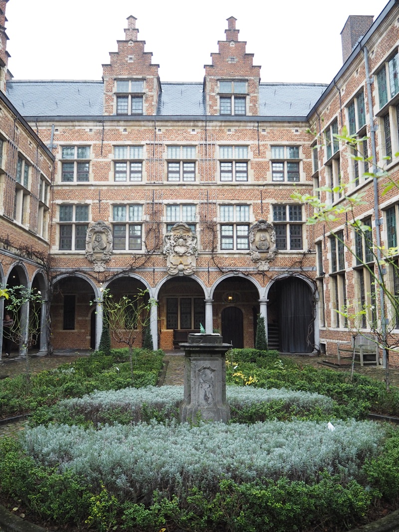 Plantin Moretus workshop and garden