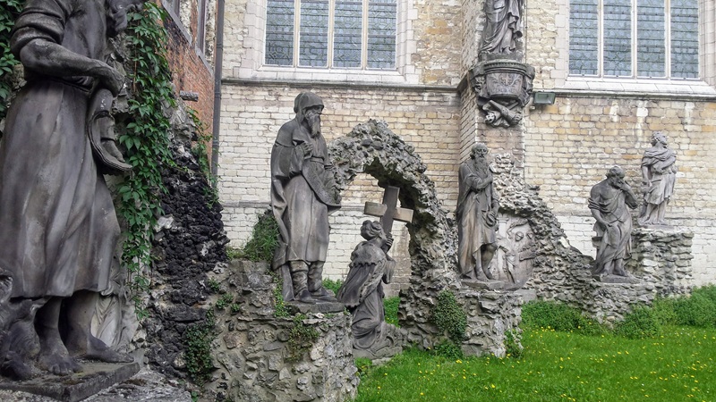 Sint Paulus Kerk Antwerp and sculpture in the garden